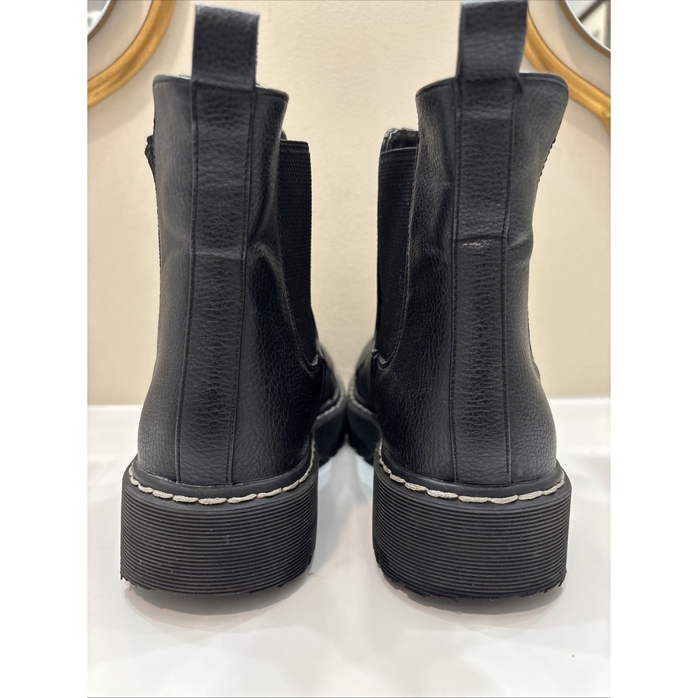 Black Leather Platform Boots Size 7.5 sincerely Jules
Sleek Hippie Retro - Picture 5 of 6